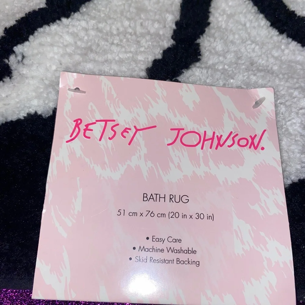 Betsy Johnson 